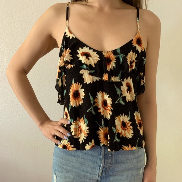 Kimchi Blue Tops - Urban outfitters - sunflower top - size S - perfect condition